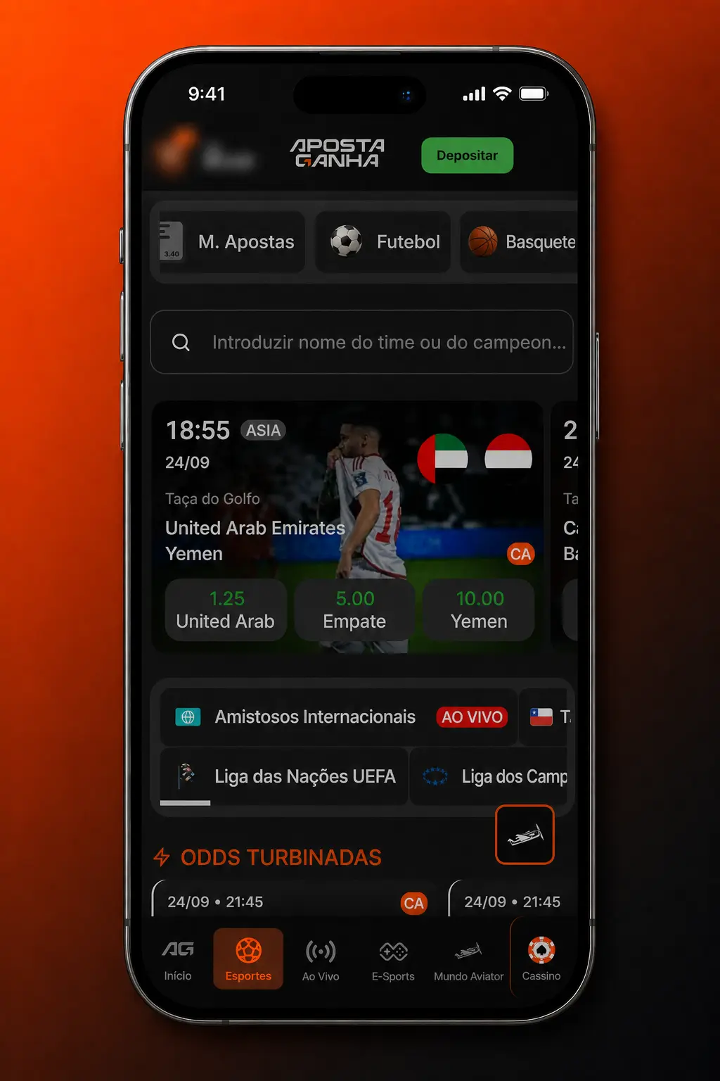 Aplicativo móvel da Aposta Ganha exibindo mercados de apostas em MMA com odds ao vivo no Android e iOS